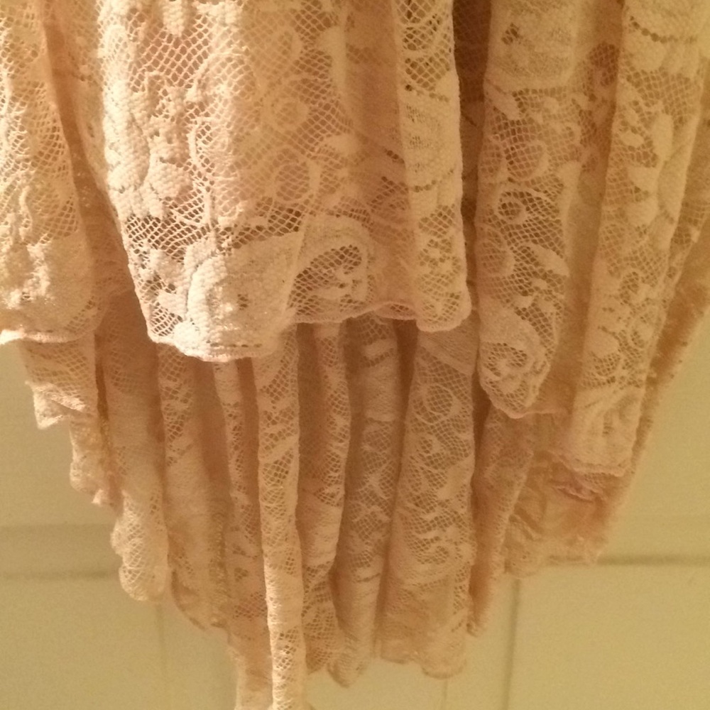 Lace high low dress - Picture 3 of 4